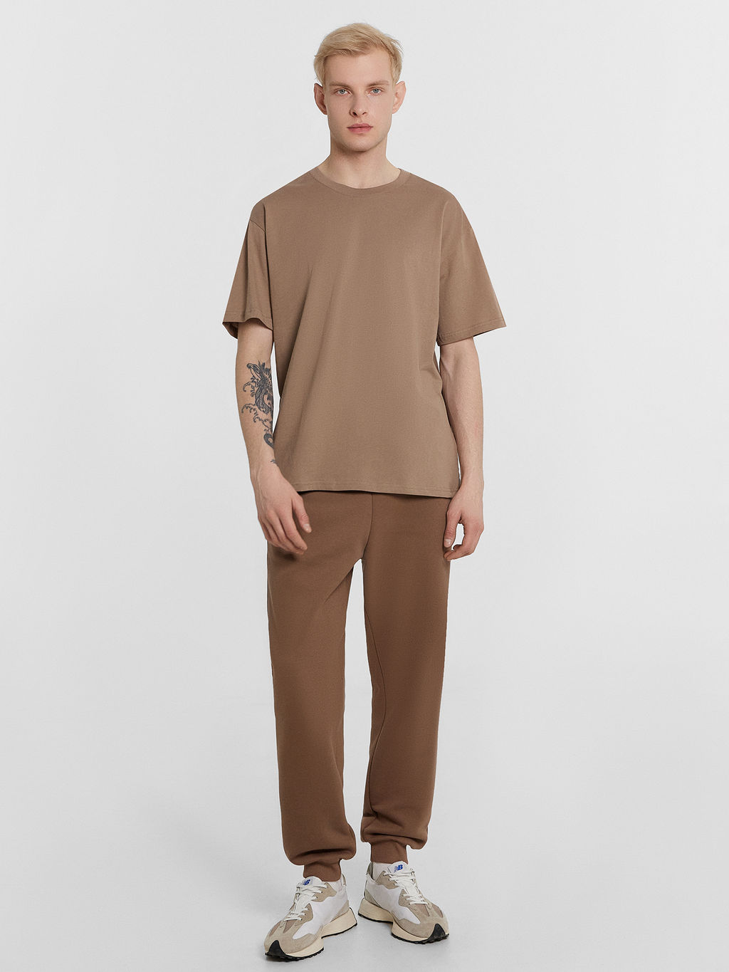 Футболка мужская бежевая мокко 111927