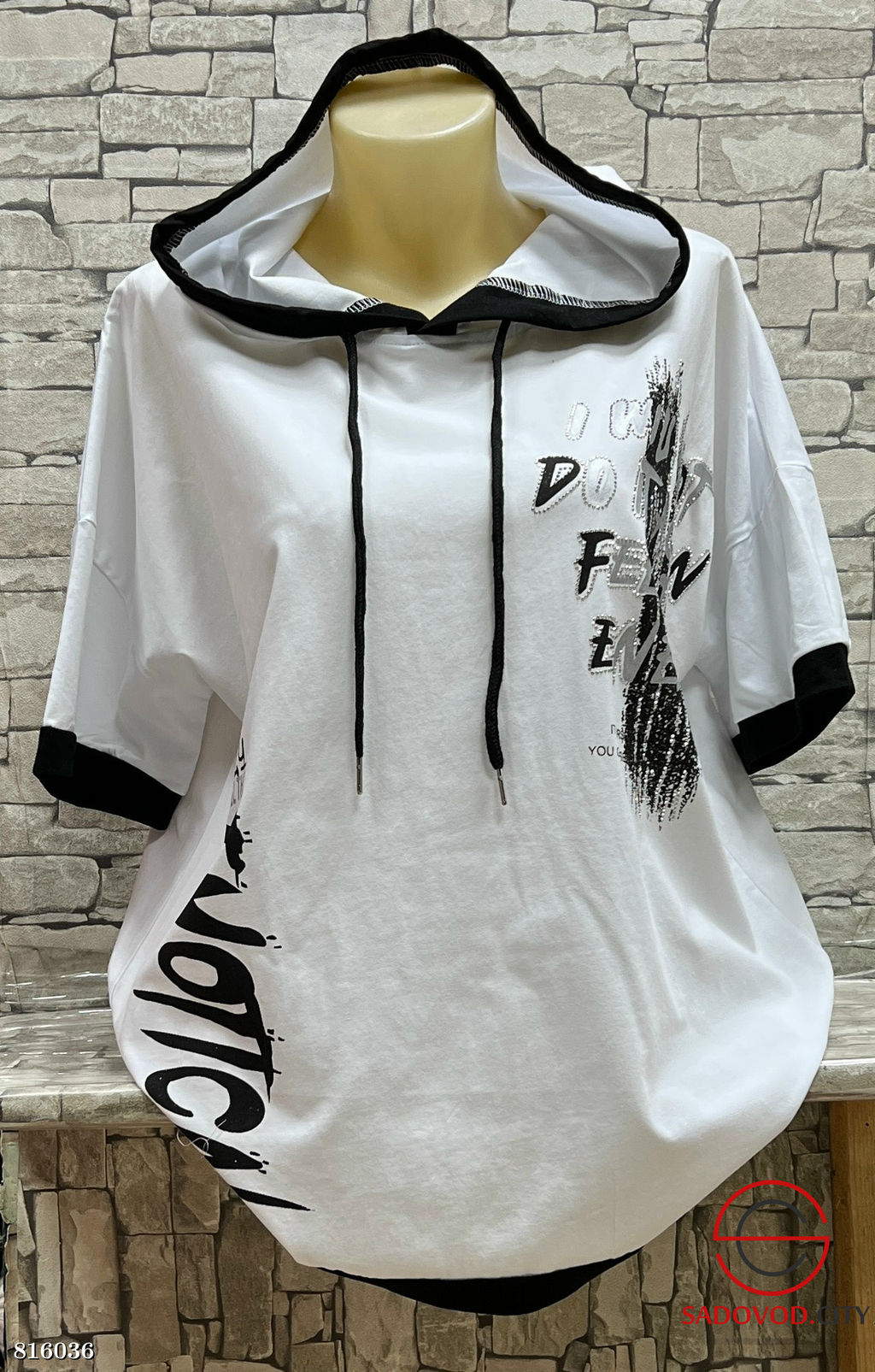 Футболка женская с капюшоном