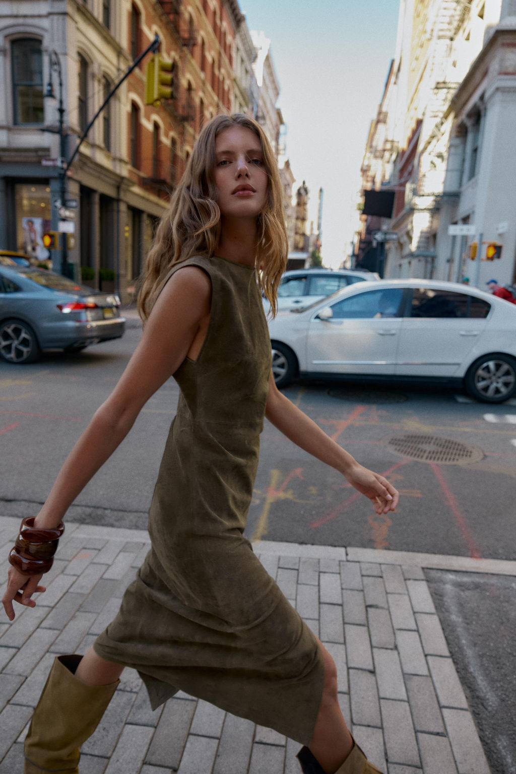 100% LEATHER MIDI DRESS - Zara фото 4