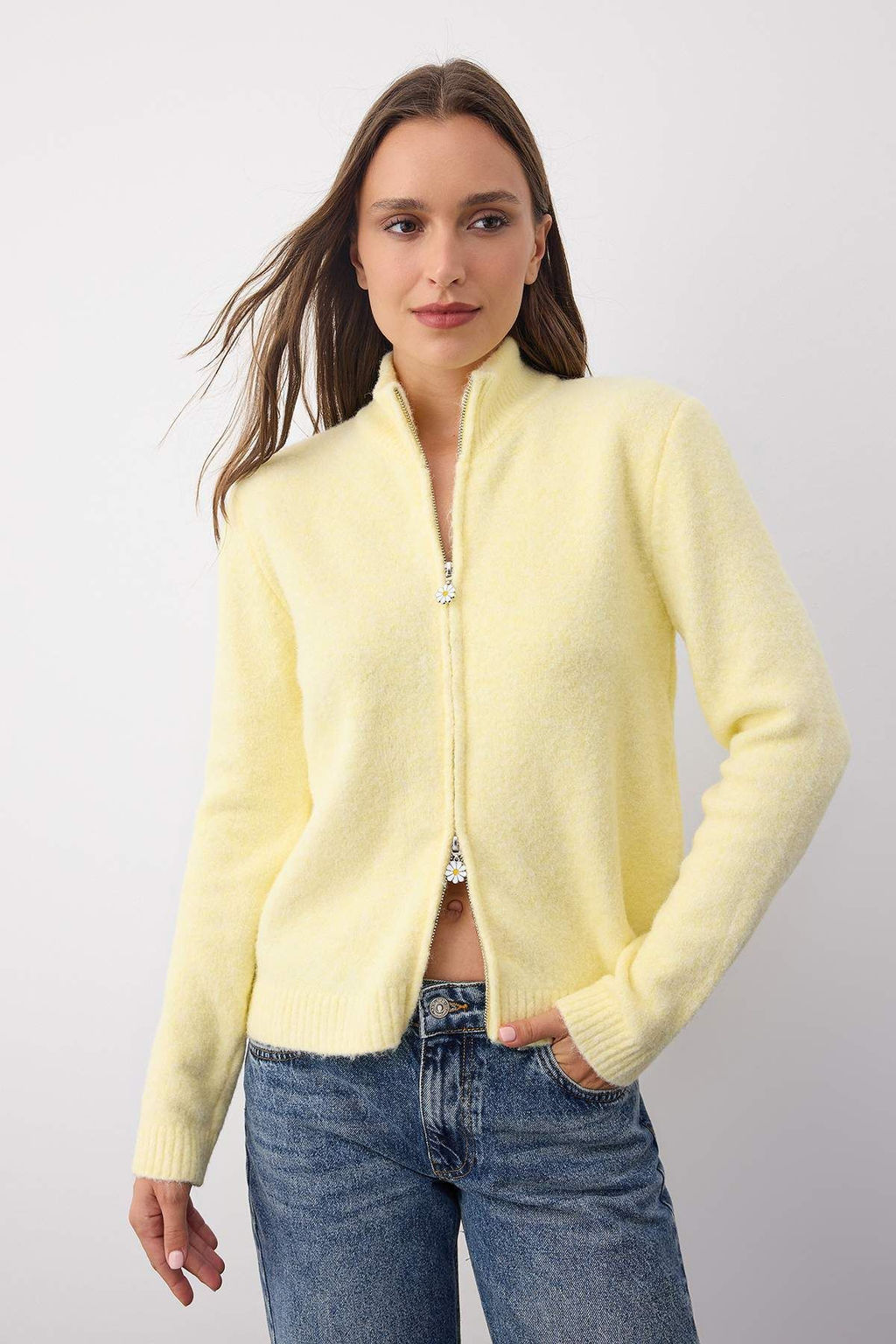 Wardrobe Essentials Sar? Yunlu Fermuarl? Dik Yaka Papatya Elcikli Triko H?rka |TWOAW26HI00090