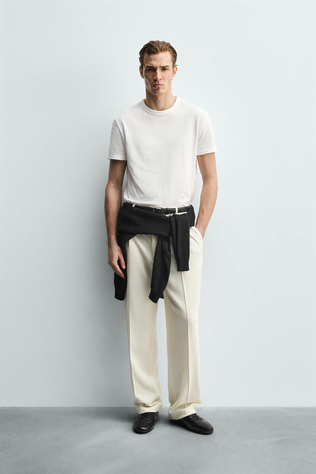 T-SHIRT WITH CONTRAST PATCH - Zara фото 16