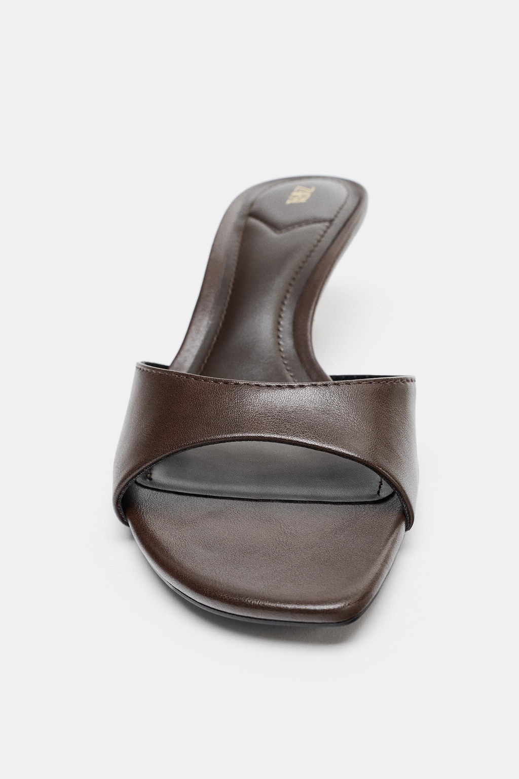 SANDALIA TAC?N BAJO / Marr?n - Zara фото 4