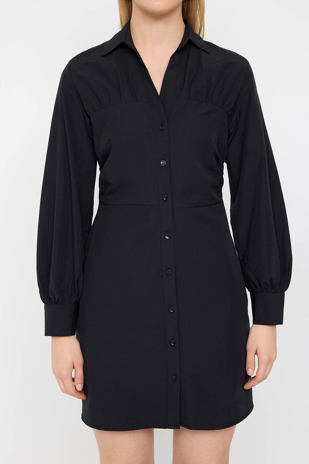 Siyah Buzgu Detayl? K?sa / Mini Dokuma Gomlek Elbise TWOAW26EL00188 - Trendyolmilla фото 3