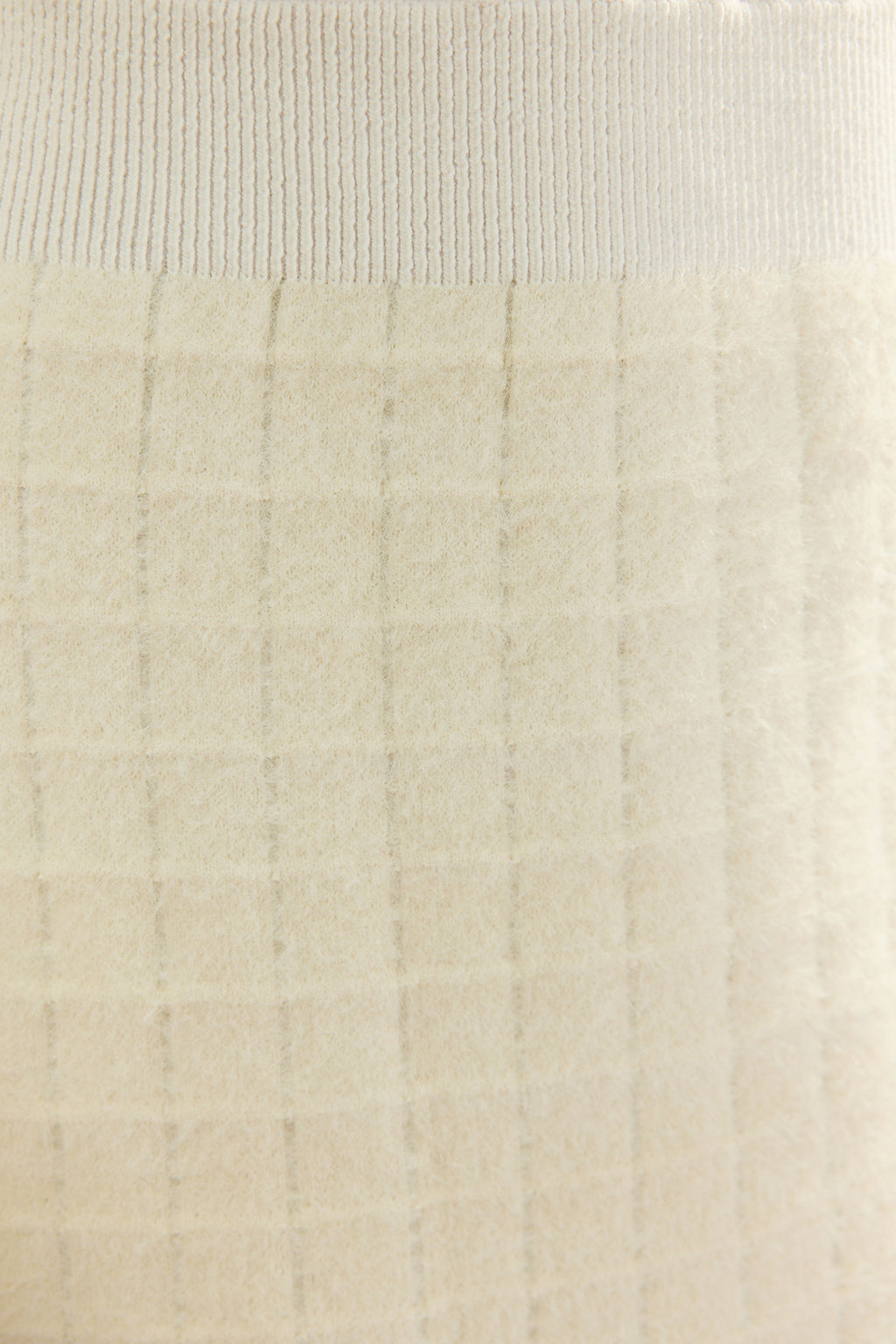 TRENDYOLMILLA Limited Edition Siyah Tuylu/Sakal Iplikli F?rf?r Detayl? Etek TWOAW24ET00260  фото 5