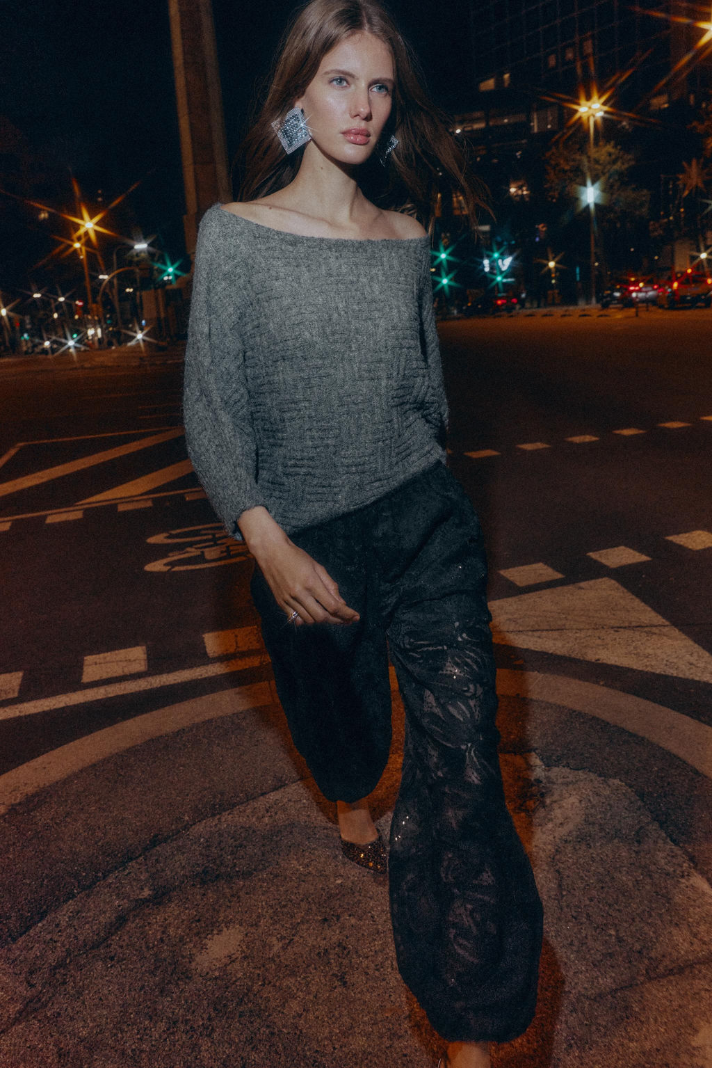 ASYMMETRIC TEXTURED KNIT JUMPER - Zara фото 7