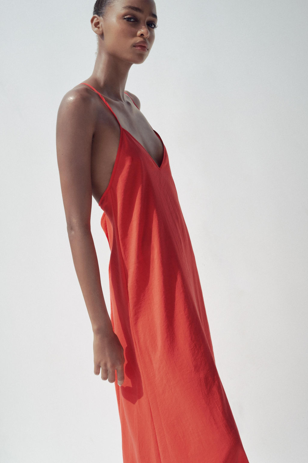 FLOWING MIDI DRESS - Zara фото 10