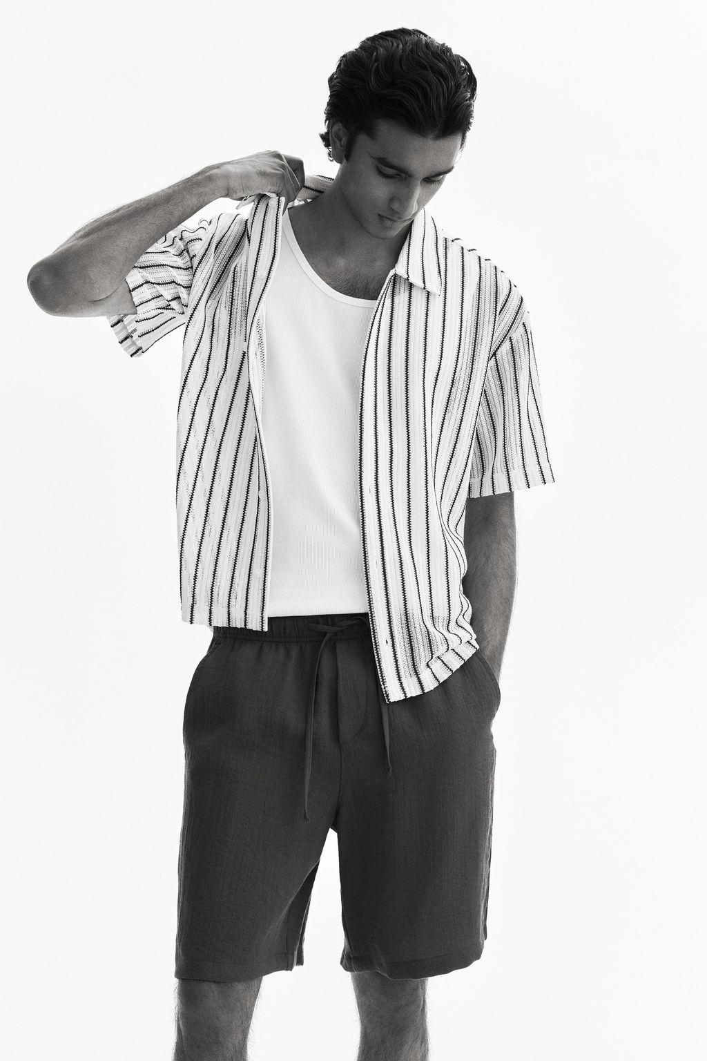 Pantal?n corto Loose Fit - H&m фото 8