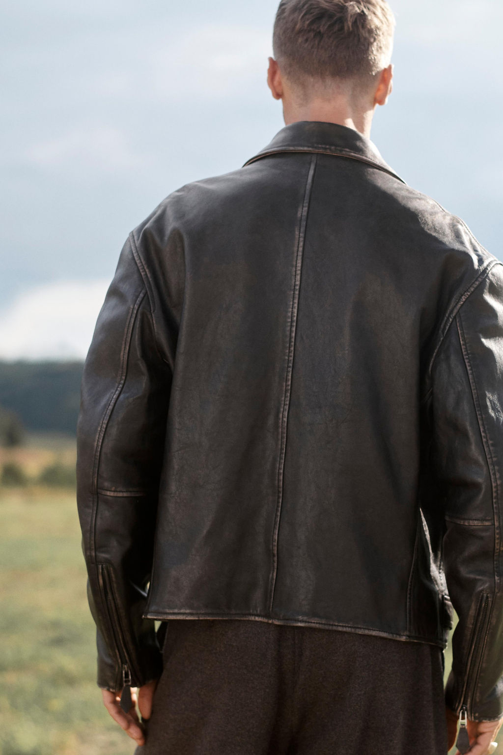 LIMITED EDITION LEATHER JACKET WITH BELT - Zara фото 4