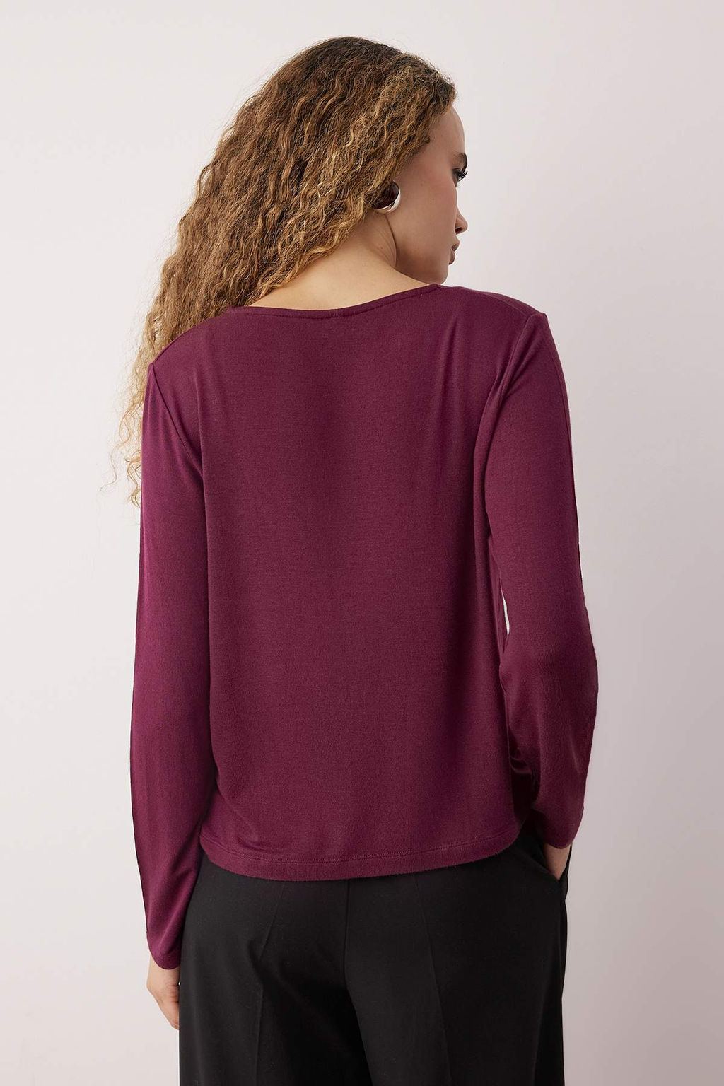 Murdum Ici Atletli Onu Dugmeli Relaxed/Rahat Kal?p Orme Bluz TWOAW26BZ00186 - Trendyolmilla фото 4