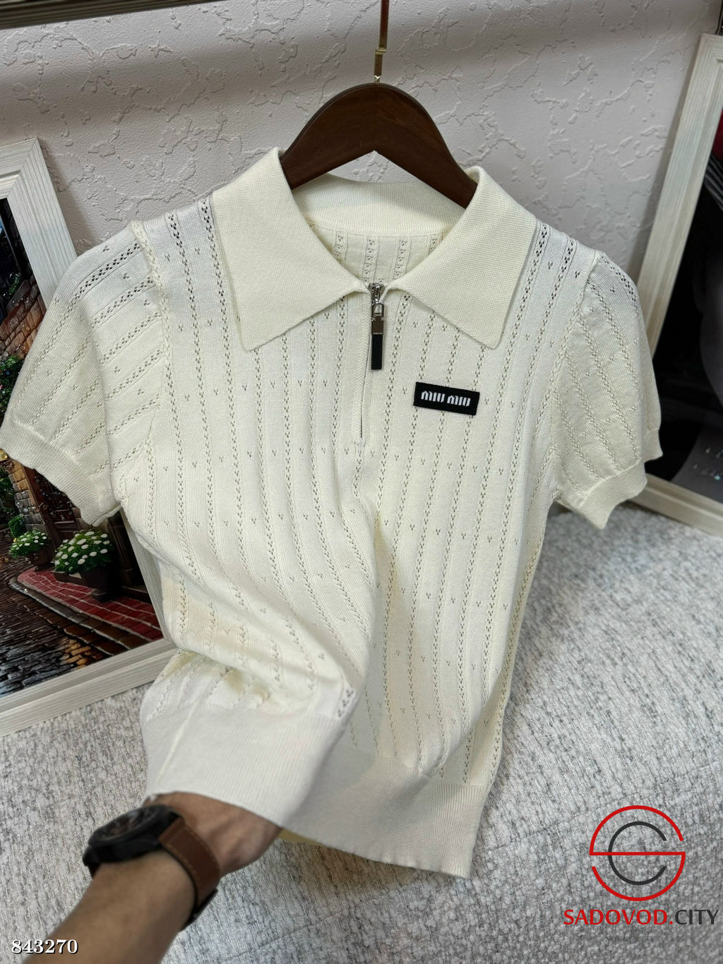 Футболка женская на полузамке