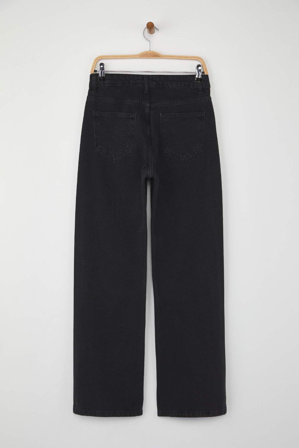 Siyah Yuksek Bel Tas Detayl? Genis Paca Wide Leg Jeans TWOAW26JE00116 - Trendyolmilla фото 6