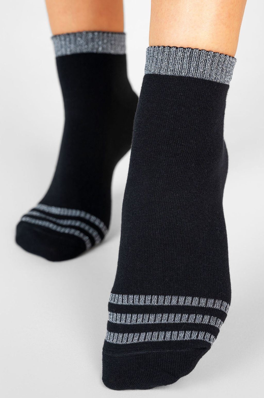 Цена за 2 шт. Женские носки с люрексом Красная ветка  фото 3