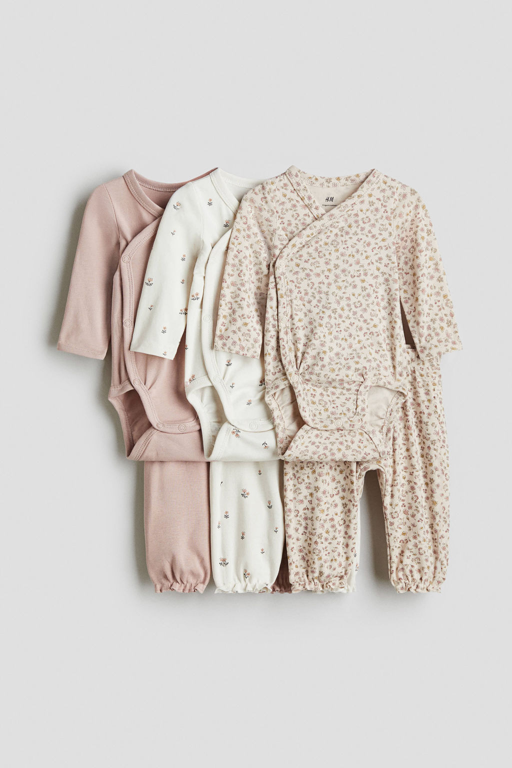 Conjunto de 3 bodies y 3 pantalones