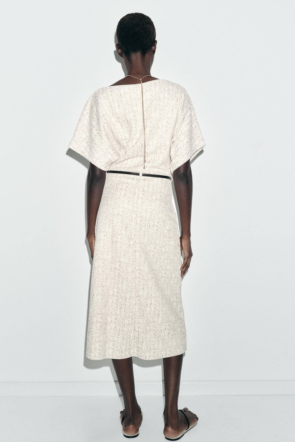 VESTIDO MIDI TEXTURA CINTUR?N / Crudo / Beige - Zara фото 5