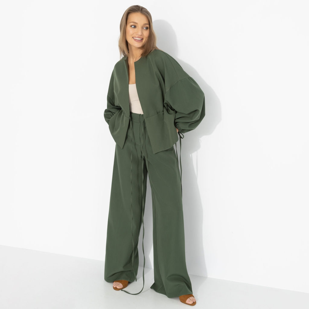 Брючный костюм для нескучного офиса, Серьезная леди (2 в 1, хаки) - Charutti фото 7