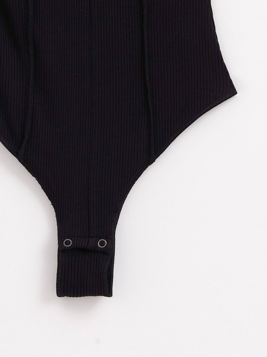 CONTE Боди в рубчик на шнуровке с декоративными швами LBD 2625 black - Conte elegant фото 8
