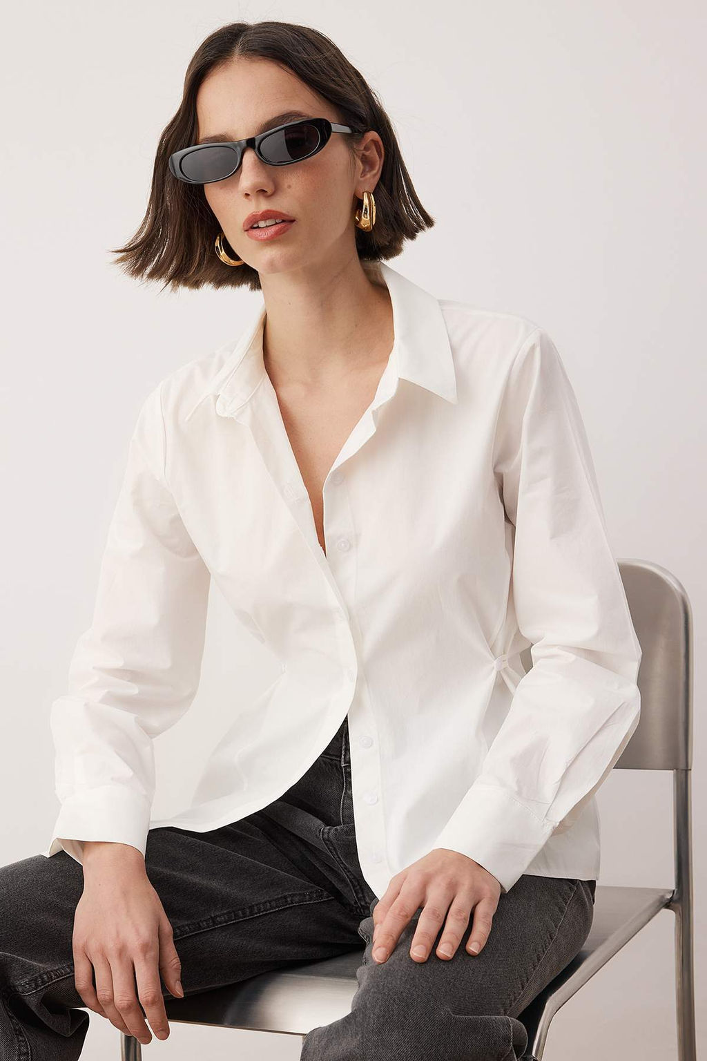 Beyaz Dugme Detayl? Ayarlanabilir Pamuklu Poplin Gomlek TWOAW26GO00101 - Trendyolmilla фото 6