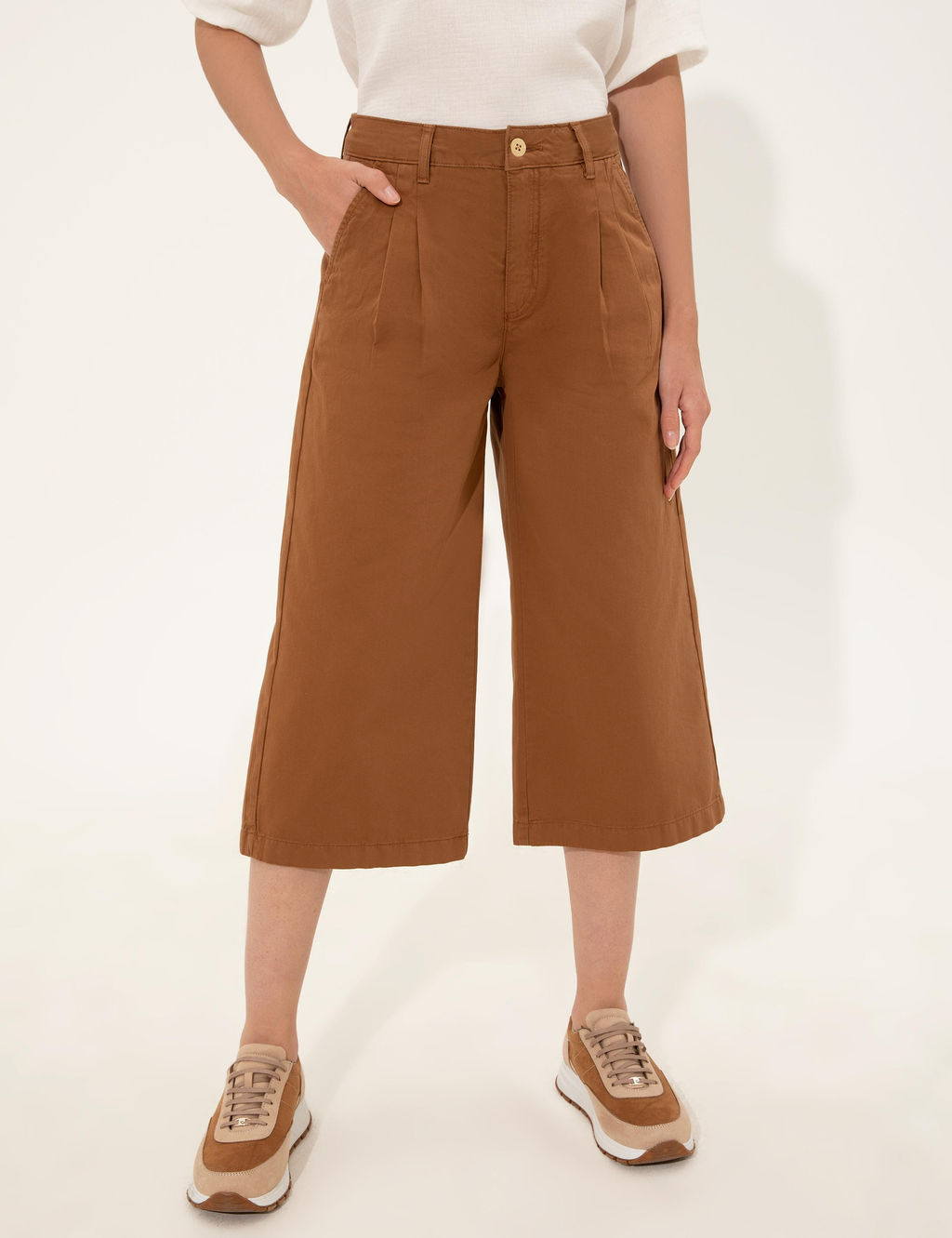 Брюки Pierre Cardin Flare Cropped табачные из канваса