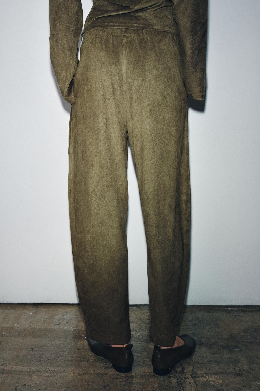 FAUX SUEDE BALLOON TROUSERS