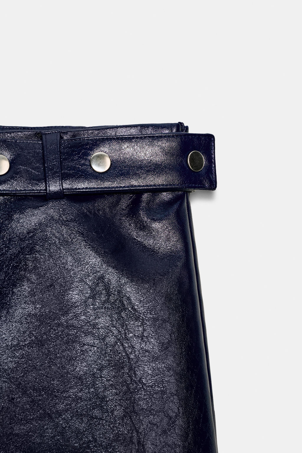 LOW-RISE FAUX LEATHER MINI SKIRT WITH STUDS - Zara фото 8