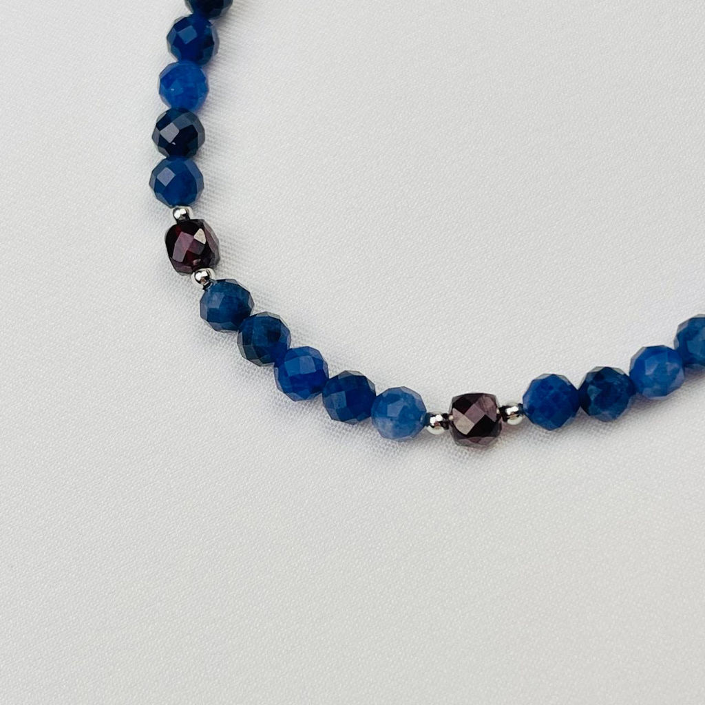 Браслет из Содалита и Граната - Радуга самоцветов фото 3