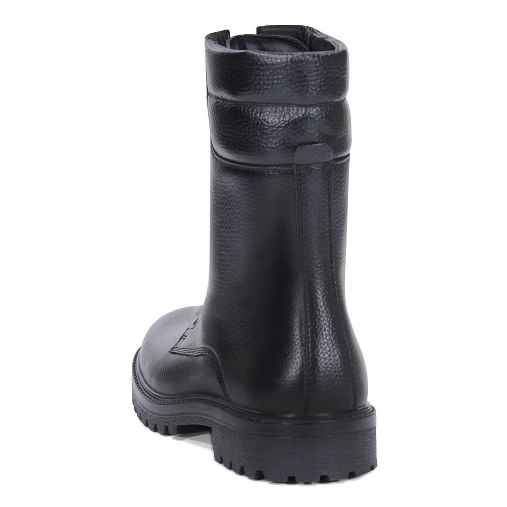 Ботинки мужские с высокими берцами