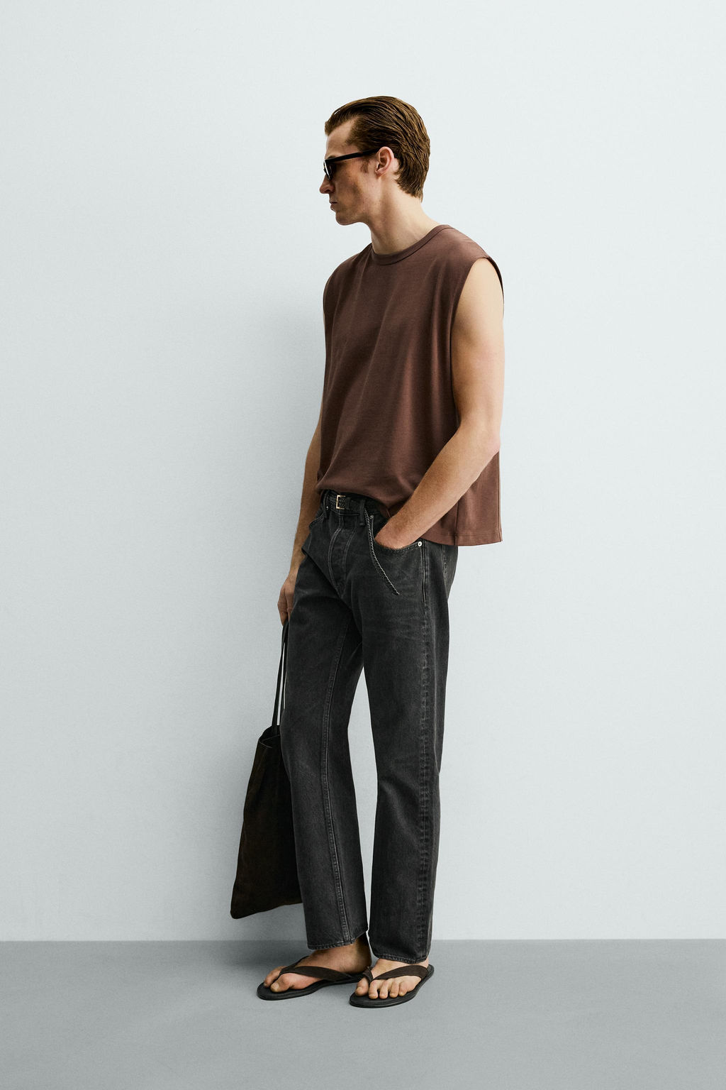 CAMISETA TANK RELAXED FIT / Marr?n oscuro