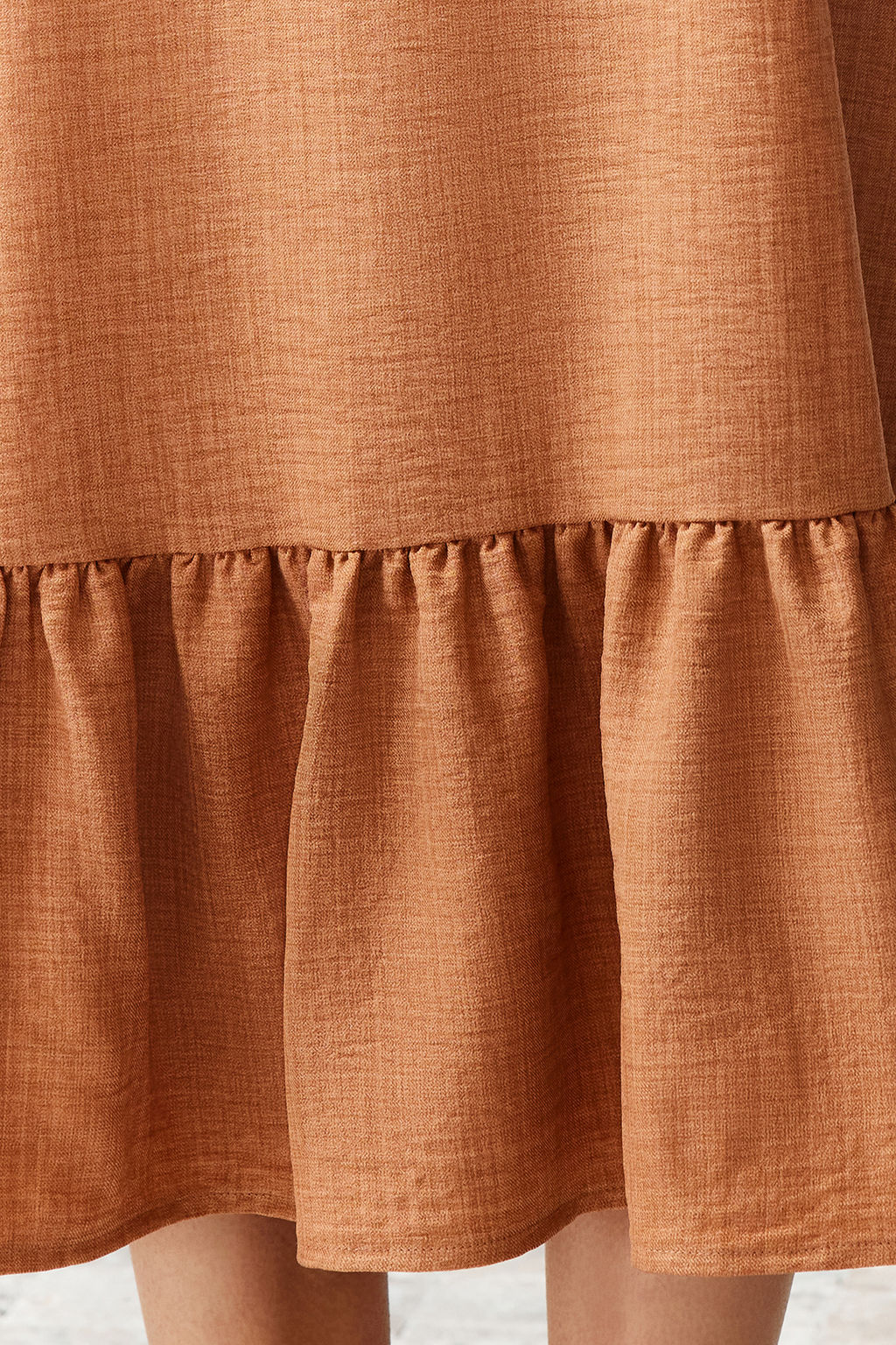 Kahverengi Duz Kesim Kolsuz Bisiklet Yaka Midi Aerobin Dokuma Elbise TWOSS24EL00519 - Trendyolmilla фото 4