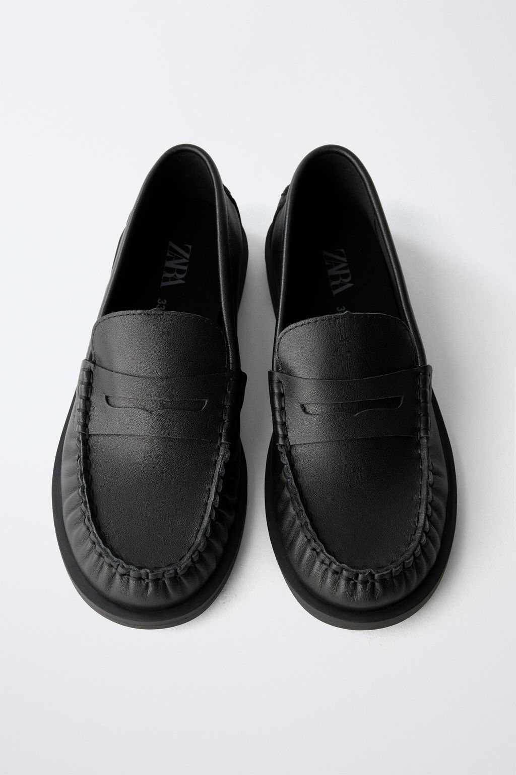 LEATHER LOAFERS