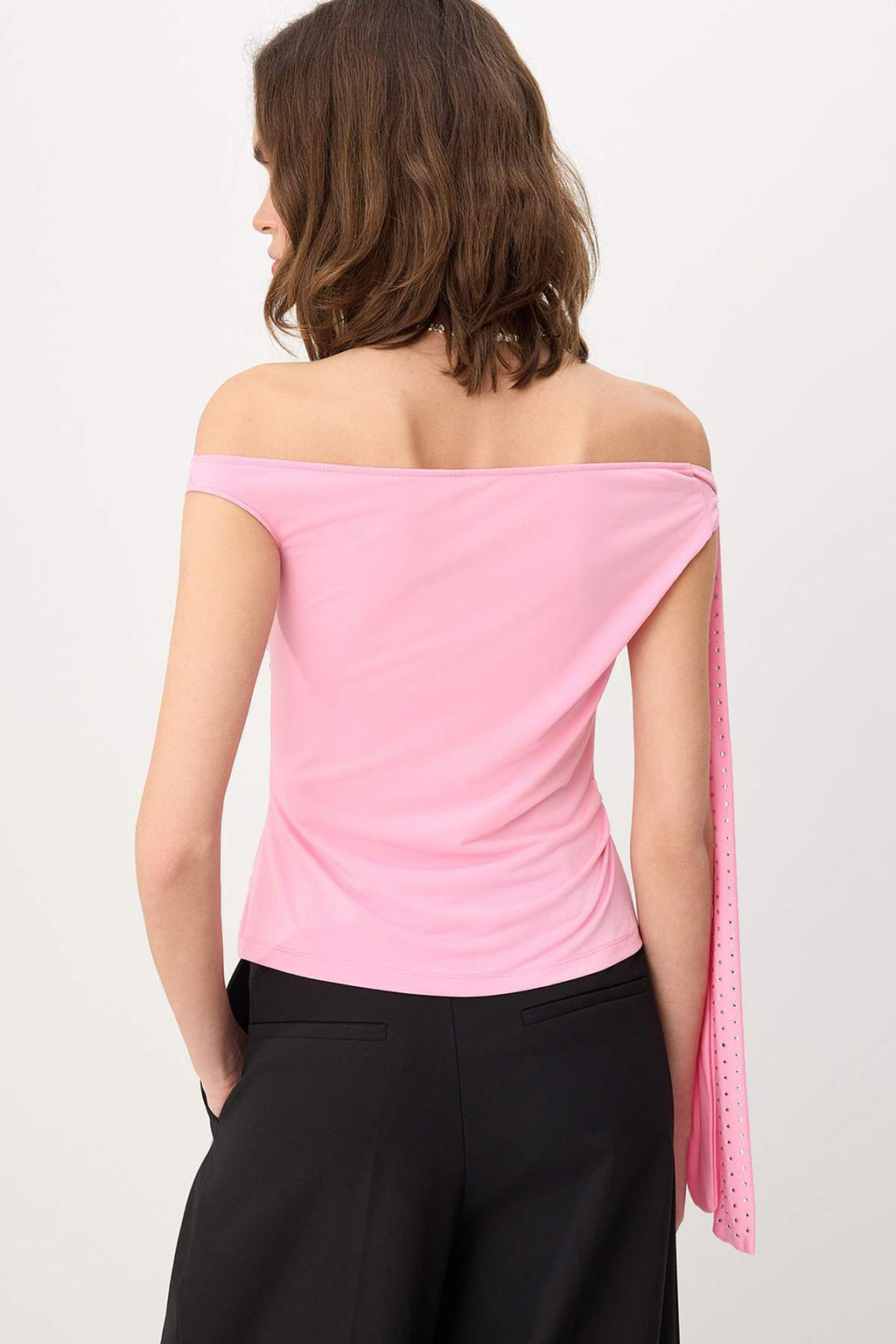Pembe Asimetrik Yaka Kolsuz Sandy Party Bluz TPRSS26BZ00060