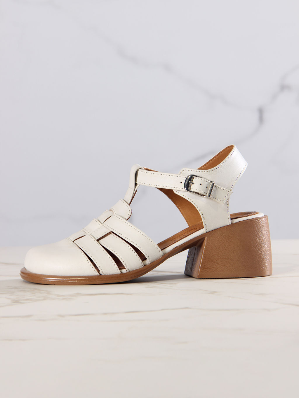 Босоножки 5035.23663bе.Вакса белый+коричневый