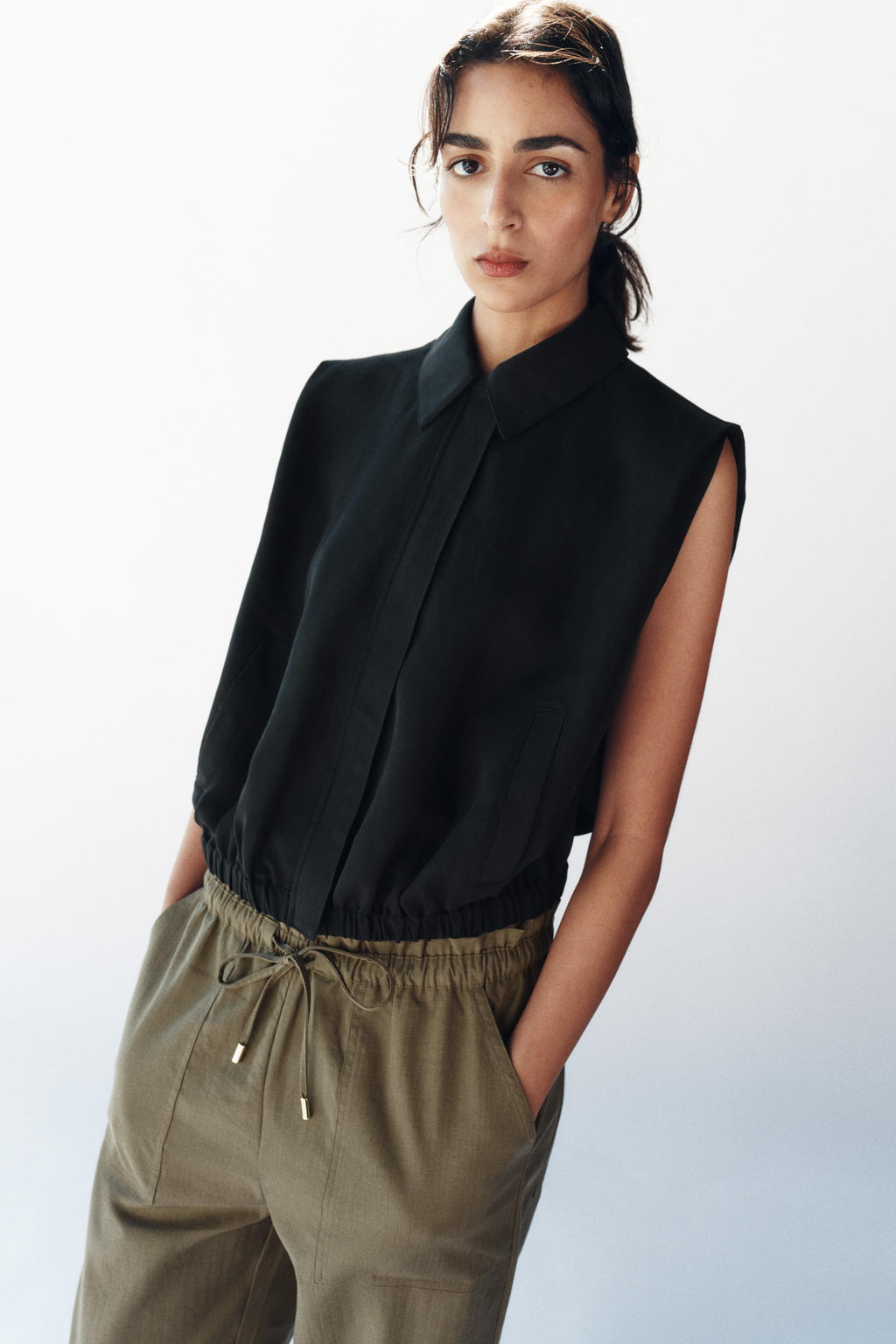 PANTAL?N TAPERED CINTURA EL?STICA / Khaki - Zara фото 3