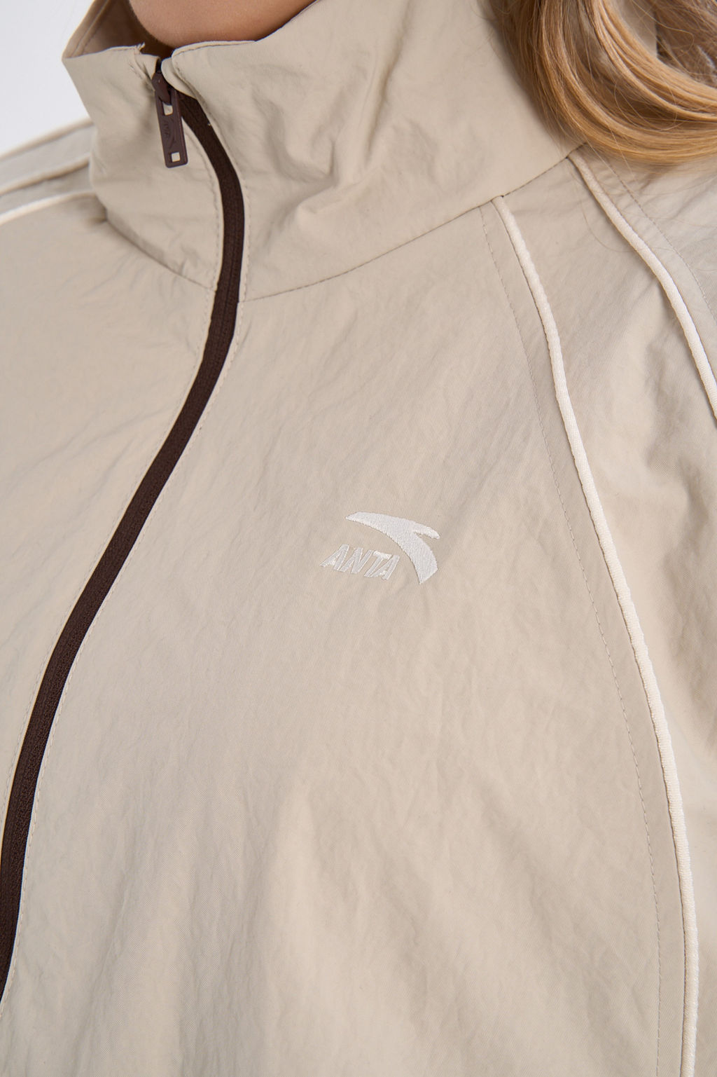 Ветровка Бежевый
