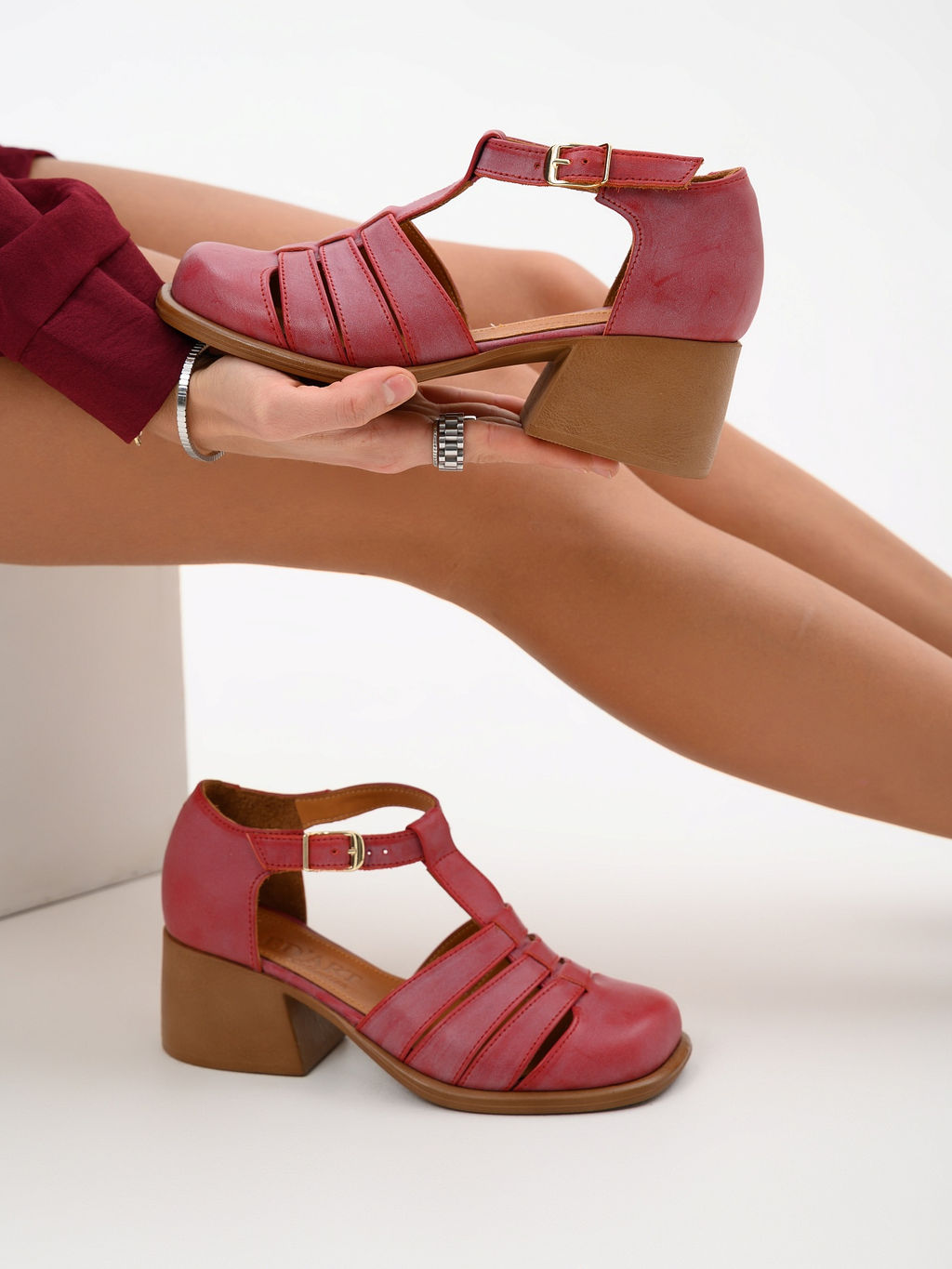 Босоножки 5036.23663bе.Вакса красный+коричневый