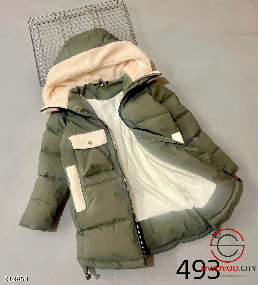 Пальто для девочки с карманами