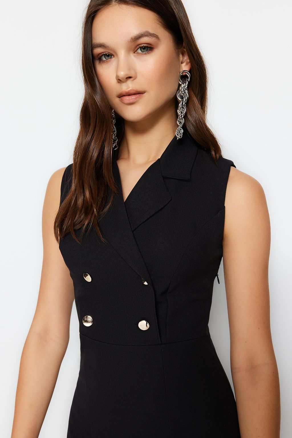 TRENDYOLMILLA Siyah Vucuda Oturan Dugme Detayl? Y?rtmacl? Midi Kalem Etek Dokuma Elbise TWOSS23EL02256 фото 10