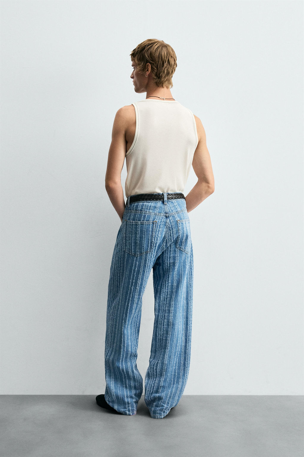 TEXTURED STRIPE JEANS - Zara фото 3