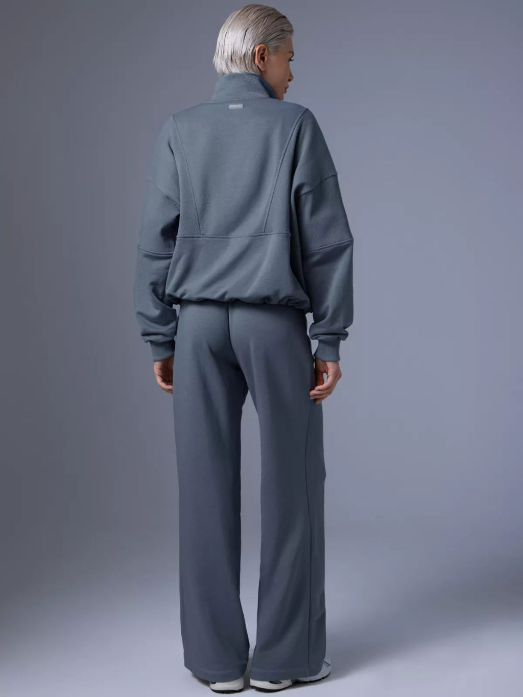 Оверсайз спортивный костюм