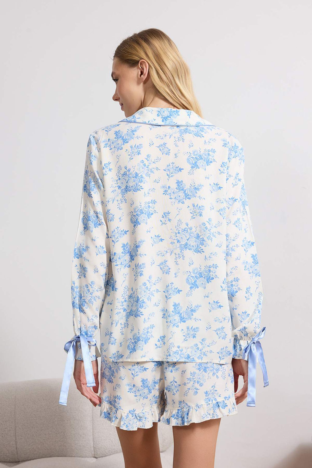 Mavi-Cok Renkli Cicekli Saten Dokuma Pijama Tak?m? THMSS26PT00031 - Trendyolmilla фото 4