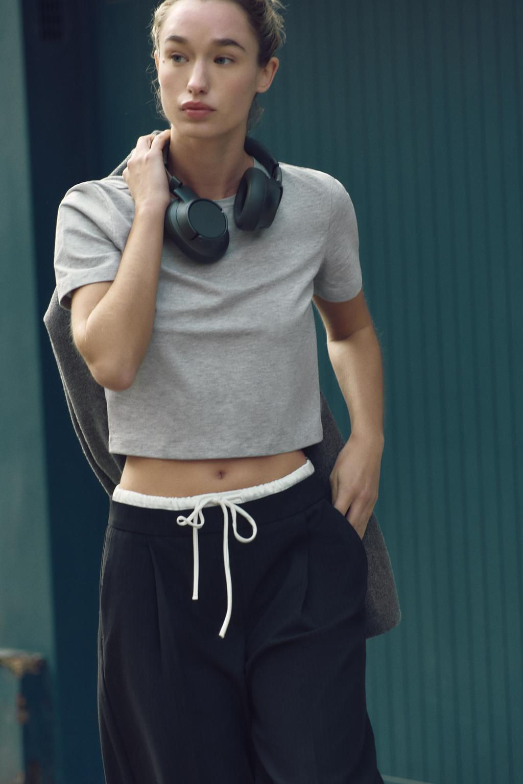 CROPPED STRETCH T-SHIRT - Zara фото 14