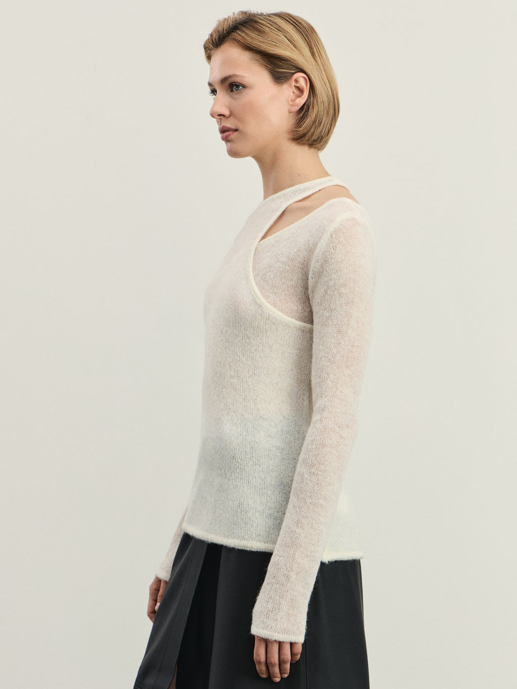 Джемпер с асимметричным вырезом / Zarina  фото 4