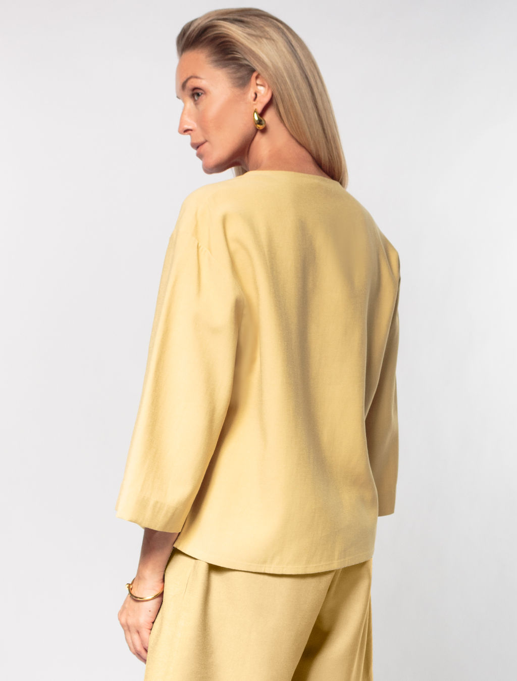 VILATTE / Свободная блузка из плотного лиоцелла  фото 9