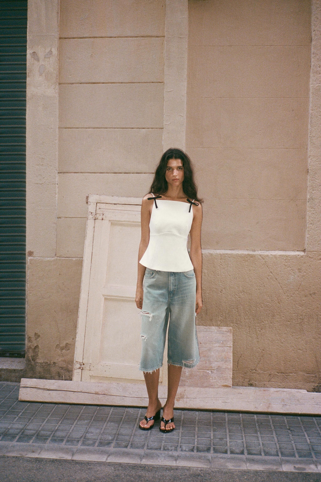 STRAPPY TOP WITH BOWS