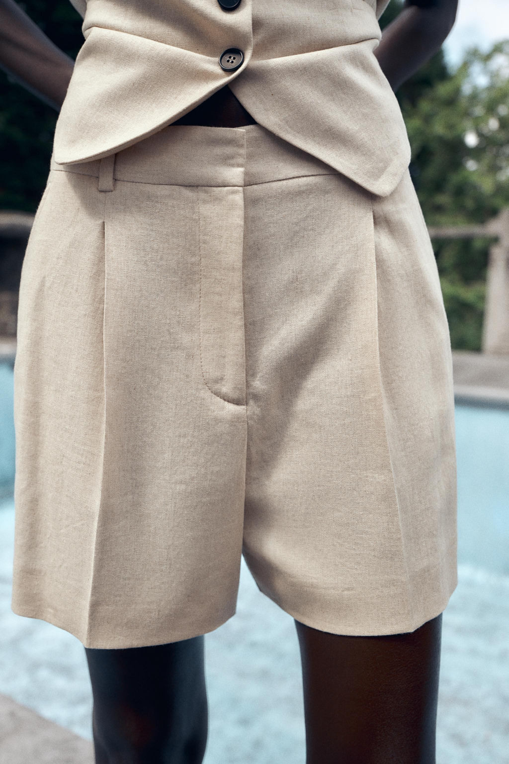 HIGH-WAIST LINEN BLEND BERMUDA SHORTS - Zara фото 2