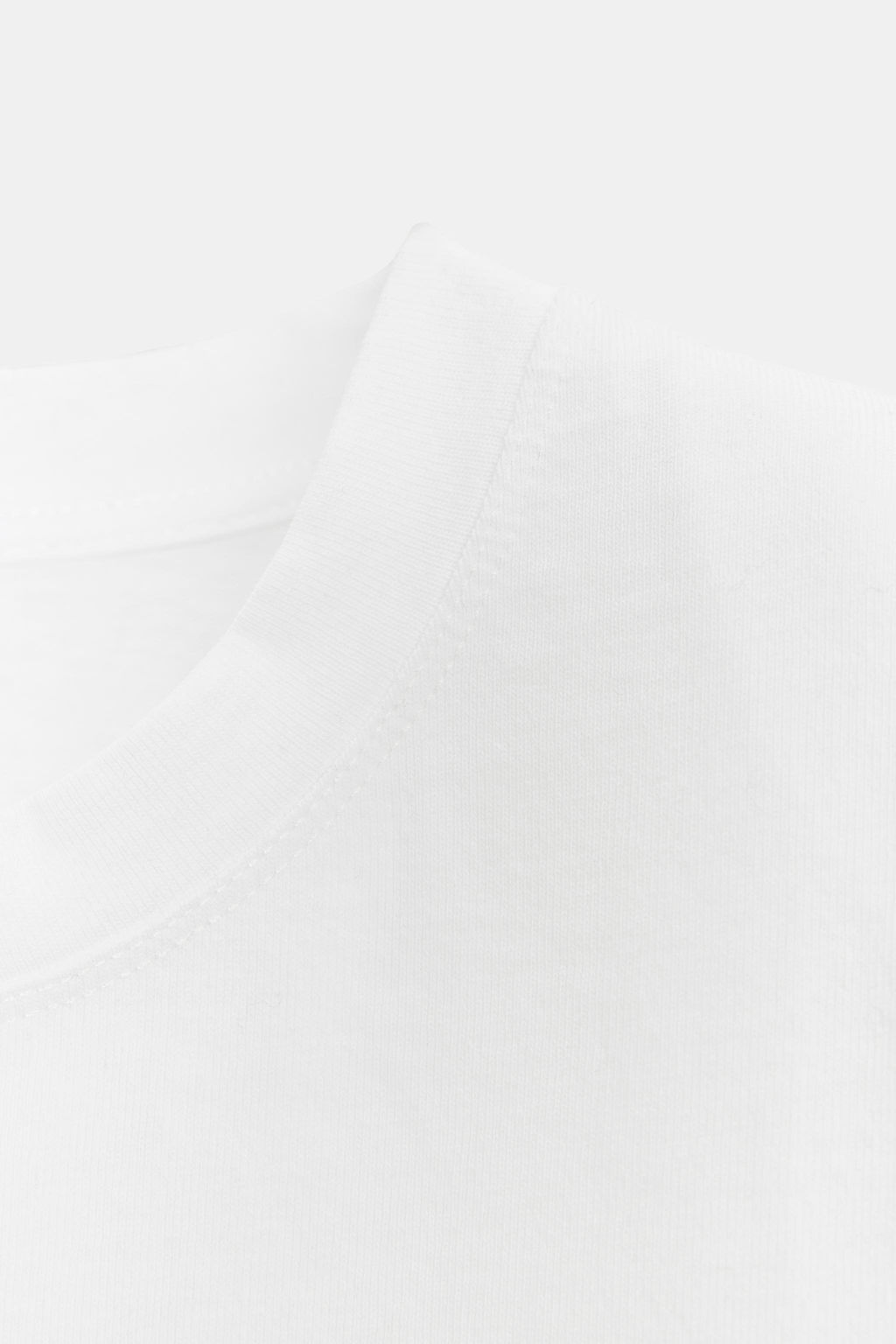 SLEEVELESS SHOULDER PAD T-SHIRT - Zara фото 19