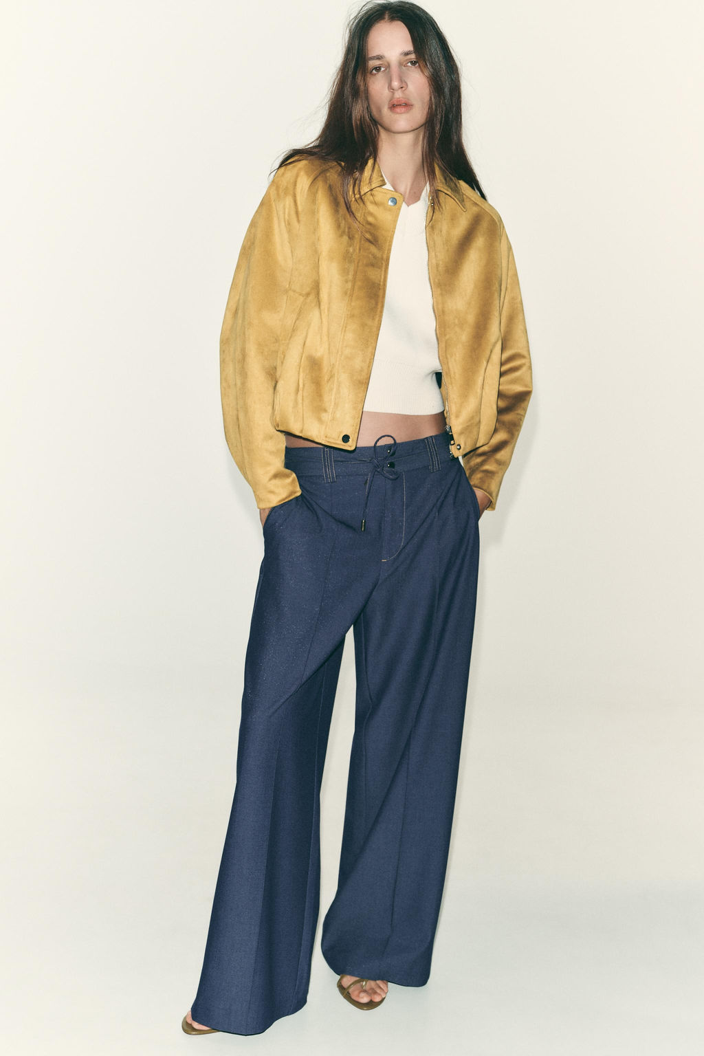 WIDE-LEG TROUSERS