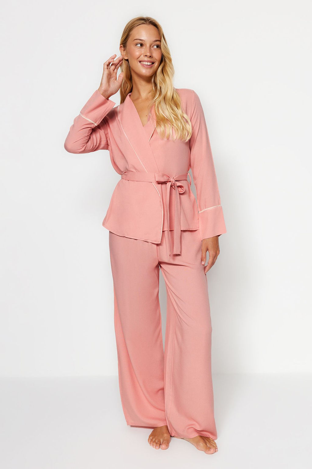 Trendyolmilla Bej Kusakl? Biye Detayl? Kruvaze Viskon Hamile Dokuma Pijama Tak?m? THMAW22PT1109  фото 37