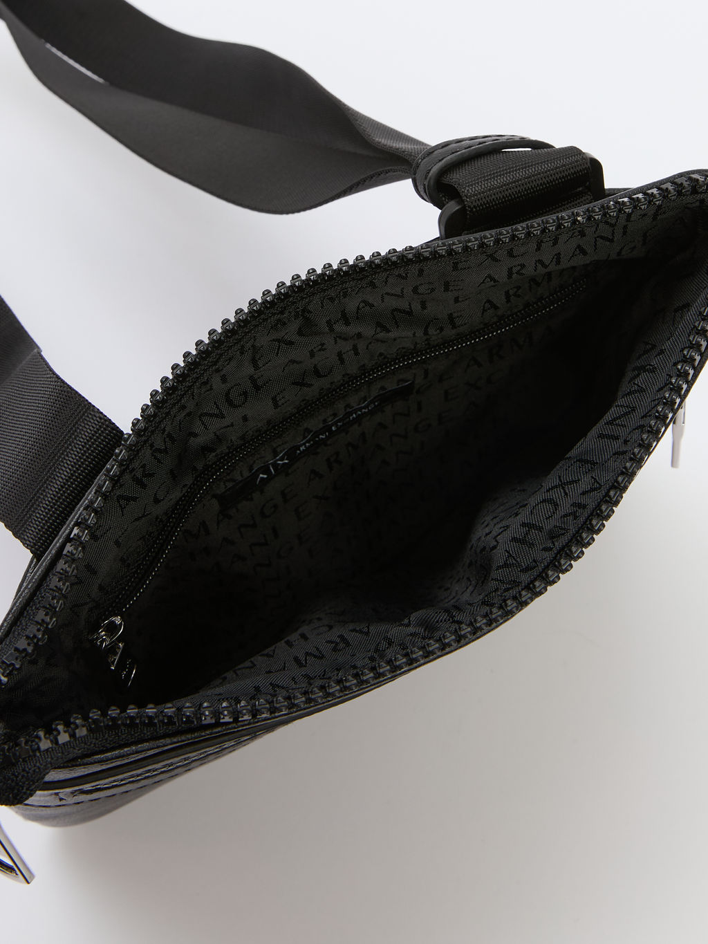 Мужская сумка через плечо ARMANI EXCHANGE Артикул 4081483, черный  фото 5