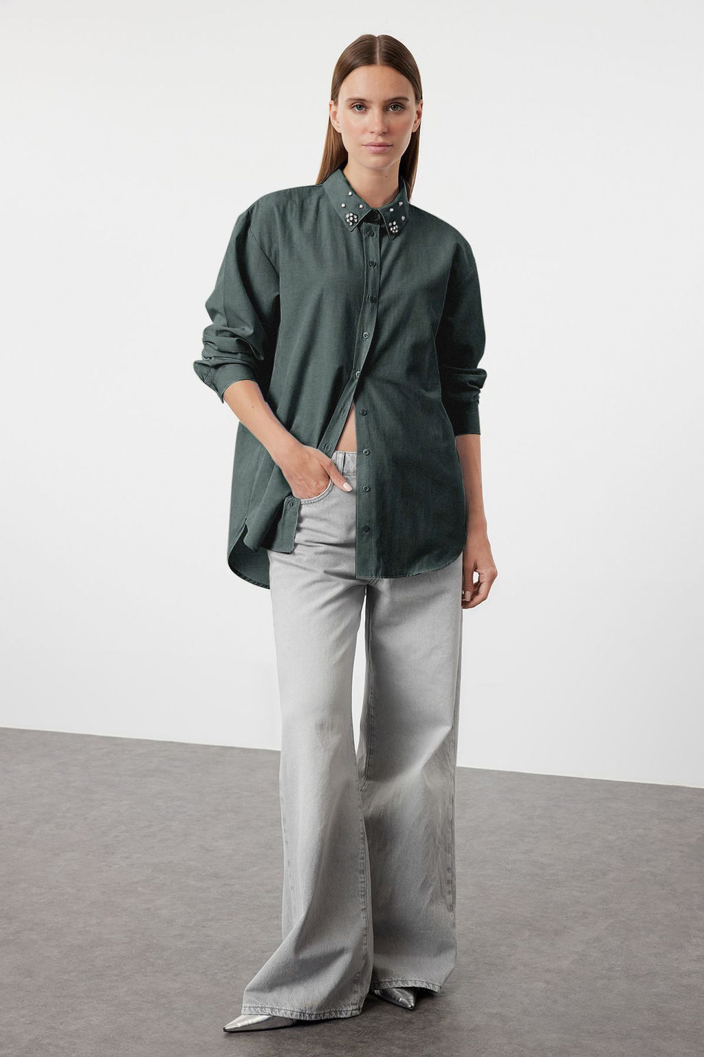 Koyu Yesil Yakas? Tas Detayl? Oversize Dokuma Gomlek TWOAW24GO00168