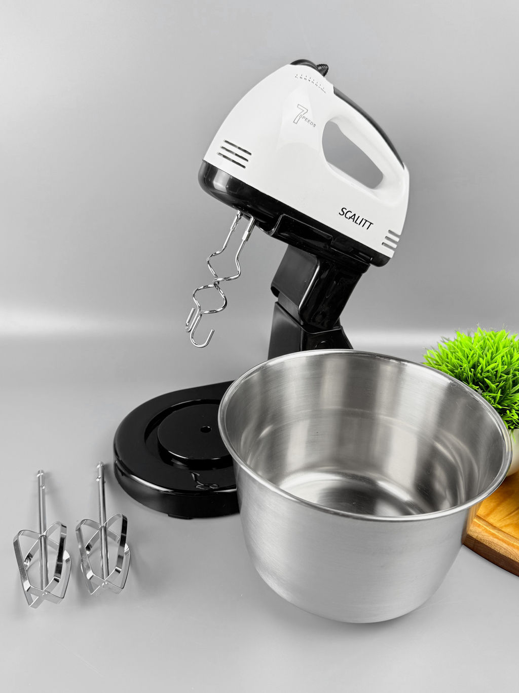 Миксер 200Вт, с нержавеющей чашей 2л. На подставке SC-133KA OLS-HC-10